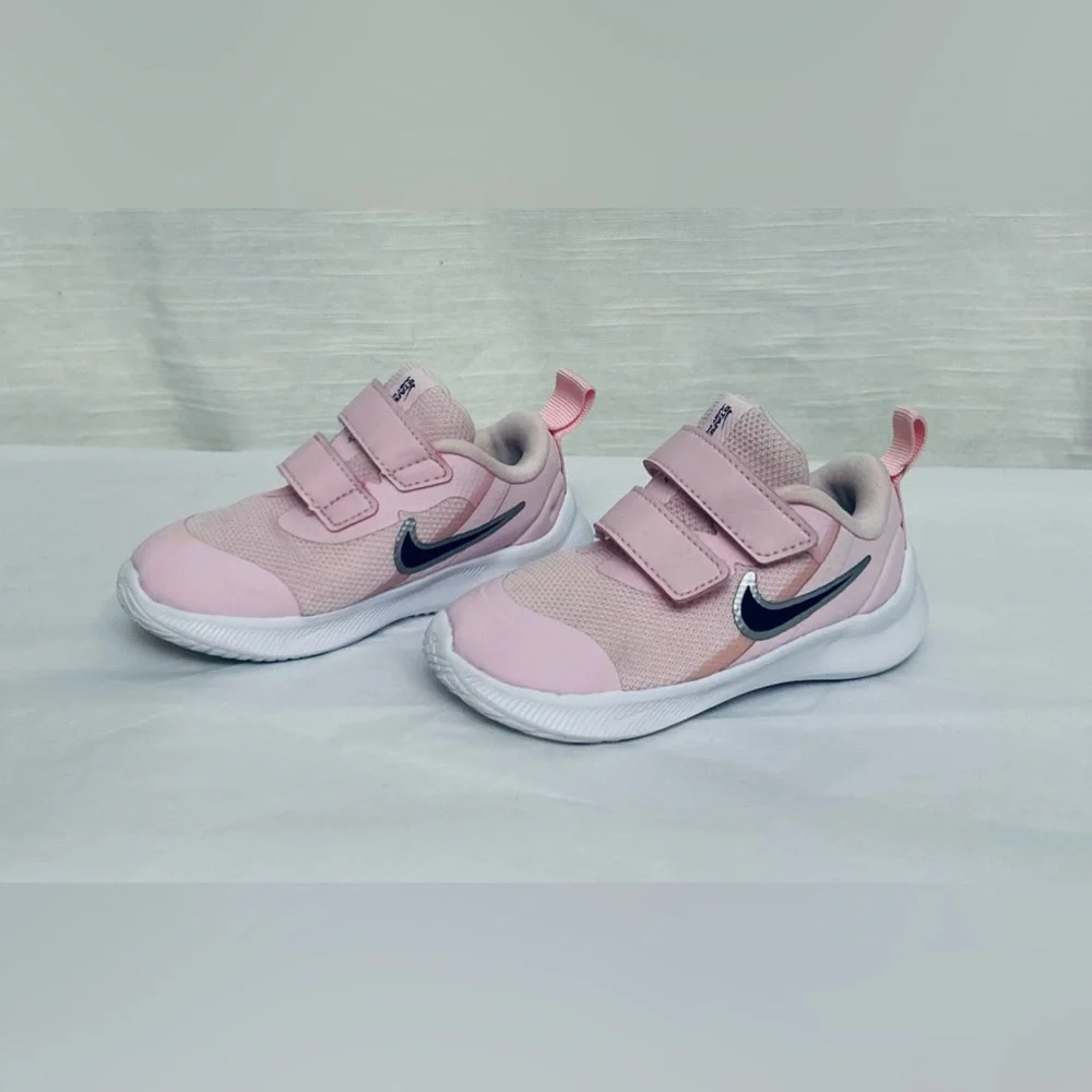 Nike Star‎ Runner 3 Infant Kids Pink Velcro Athletic Sneakers